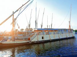 Saray El Nil Dahabiya, Hotel in Luxor