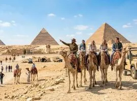 Pyramids Gold Hotel