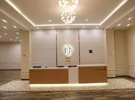 RT Serene Hotel - Larkana