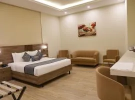 RT Serene Hotel - Larkana