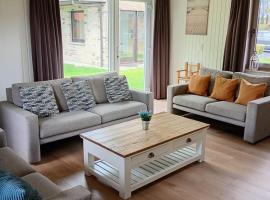 Family Bungalow De Strandjutter 8 people, khách sạn ở Middelkerke