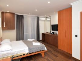 Luxury apartment in a new building, Hotel in Jerewan