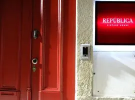 Republica Vintage House