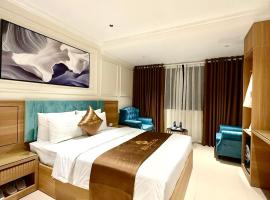 Grand Luxury Hotel Bắc Ninh, hótel í Chu Mẫu