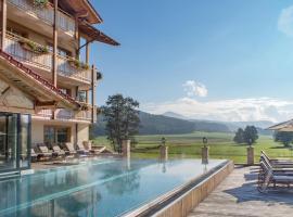 Natur- & Wellnesshotel Brunner Hof, hotel in Arnschwang