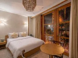 Palm Tbilisi Boutique Hotel