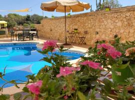 Summer Apartment by Happy & Healthy GOZO, khách sạn ở Victoria