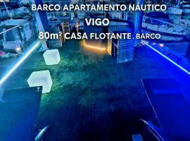 Barco-Apartamento en el Náutico de Vigo, hotel u gradu Vigo