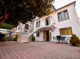 Kobuleti White House Hotel