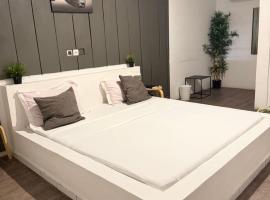 K-Residence Palmeraie, Hotel in Abidjan