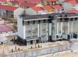 Ustyurt boutique hotel, отель в Актау