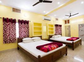 Kaveri Palace - 5min walking distence from Baidnathdham Tample, ξενοδοχείο σε Deoghar