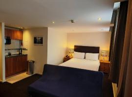 Grand Plaza Serviced Apartments, Hotel in London
