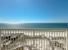 Avalon 1807 -Beachfront Condo-Amazing Views-Full of Amenities-Arcade-Fine Dining