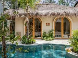 Bebas Suites - Uluwatu, Bali