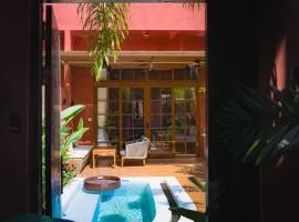 Lio Lio Suites Private Pools