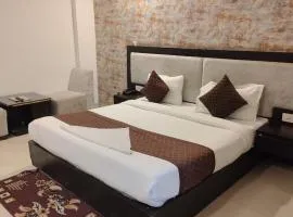 Hotel Ameance Plaza Suites