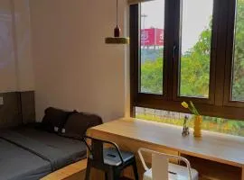 Corgi House Da Nang Airport & City Center