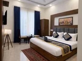Hotel Woodlark Heights Zirakpur Chandigarh !! Easy Airport Access ! Budget Friendly