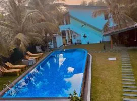 Sky Vista by Jonathan's way