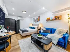 The McCaul by Casa Hotels - Basement Suite FIFA World Cup