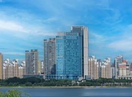 Shangri-La Nanchang丨Adjacent to Pavilion Prince Teng Prime river view, hotel v mestu Nanchang