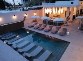 Bali Hotel Adults Only Isla Verde, a Trademark by Wyndham, hotel en San Juan
