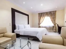 The Savannah Hotel, Garki