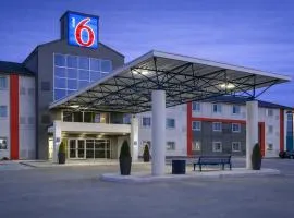 Motel 6-Saskatoon, SK