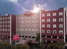 Ramada by Wyndham CDMX Perinorte, hotel v Mexico Cityju