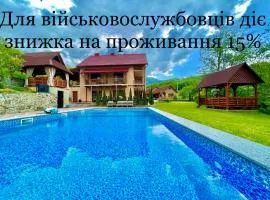 Купецький Двір