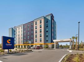 Comfort Suites Titusville near Kennedy Space Center, hotel a Titusville