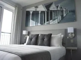 The Harbour Post at Waterside Park