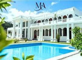 Mansion Altamirano Hotel