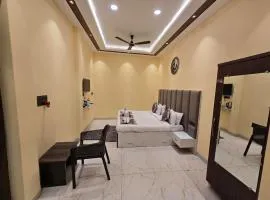 Shree Dharan Stays