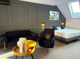 Grand Danube Hotel