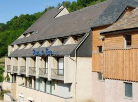 Brit Hotel Du Ban, hotel di Chaudes-Aigues