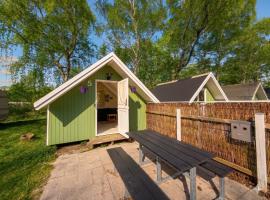 Frederiksværk Camping & Hostel, hotel em Frederiksværk