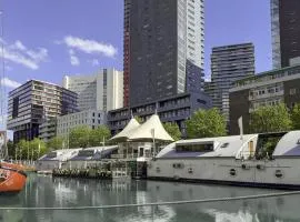 FLOATS by H2OTEL Rotterdam