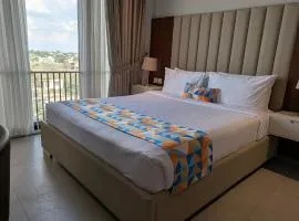 Cyrus One By Trivelles