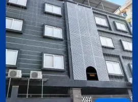 Super Townhouse Oak Sayhallo Ecstasy