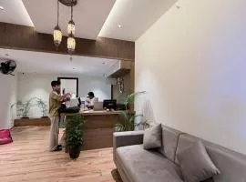 Cozy Nook Inn - A BB Linens Experience