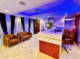 1962 Holiday Resort Hotel