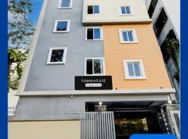 Super Townhouse Lanco Hills Gachibowli