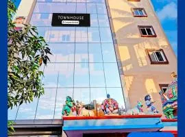 Townhouse Bangalore Kundalahalli Metro Station