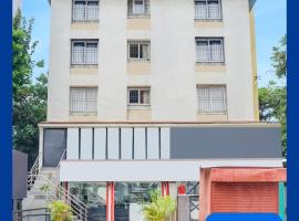 Townhouse Oak Gravity Inn, Hotel in Pune