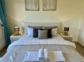 EDEM free parking, sea view & pool
