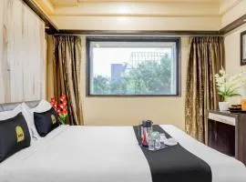 Super Townhouse OAK Regal Inn Near Sant Tukaram Nagar Metro Station