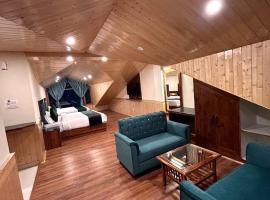 마날리에 위치한 호텔 Hidden Heaven Waterfall view