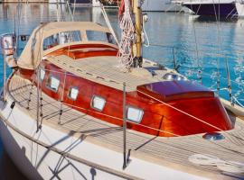 Garuda yacht, hotell i Nida
